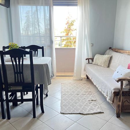 10 Apartmants Olimpia Mir Durres Exterior photo