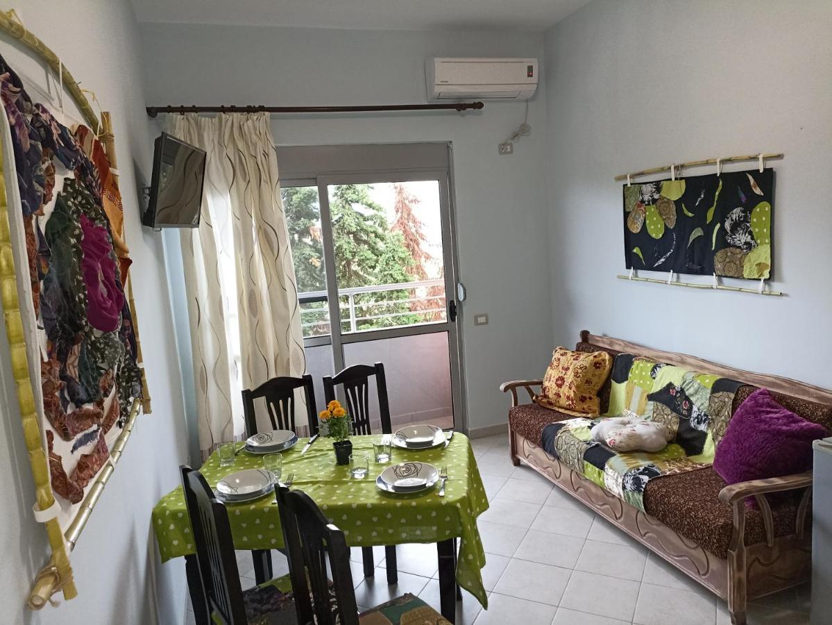 10 Apartmants Olimpia Mir Durres Exterior photo