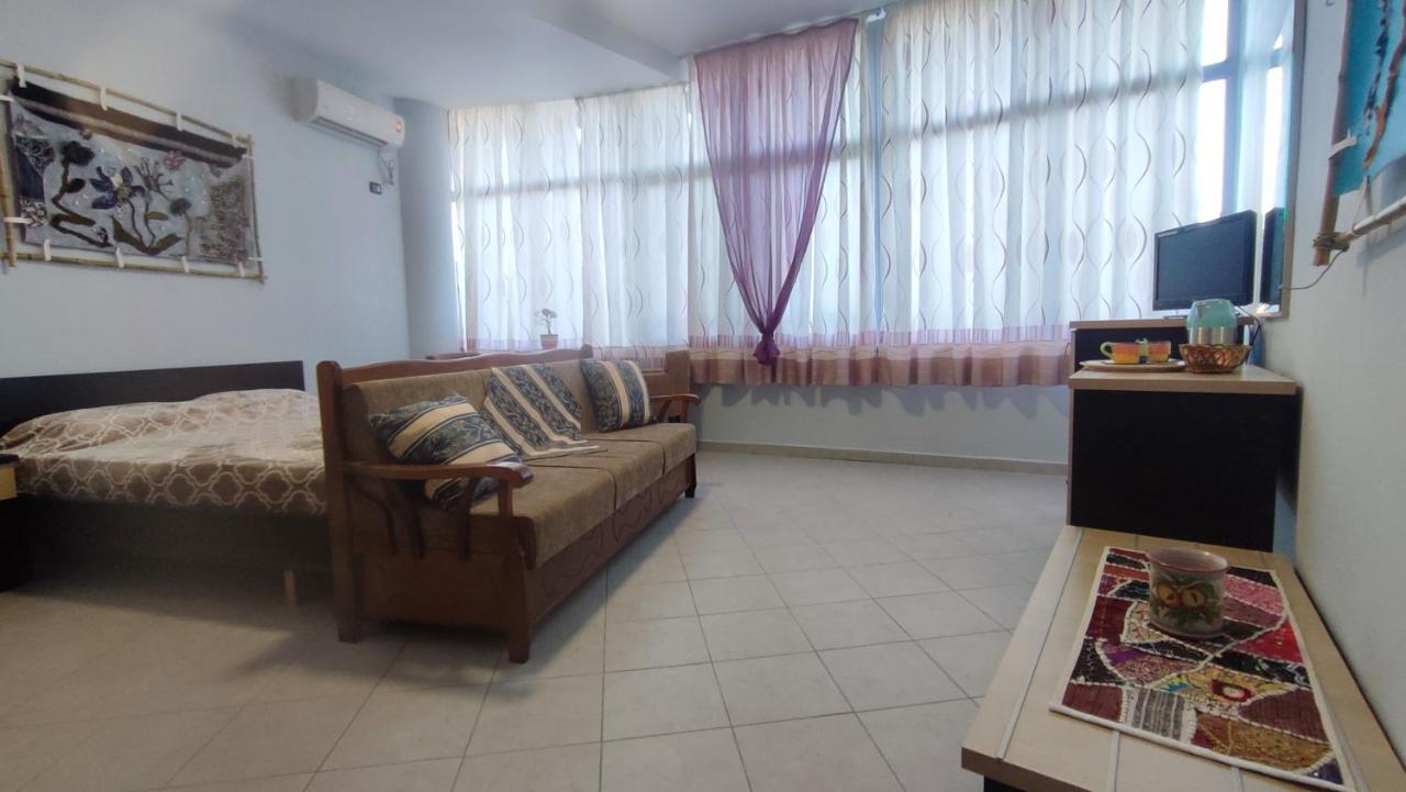 10 Apartmants Olimpia Mir Durres Exterior photo