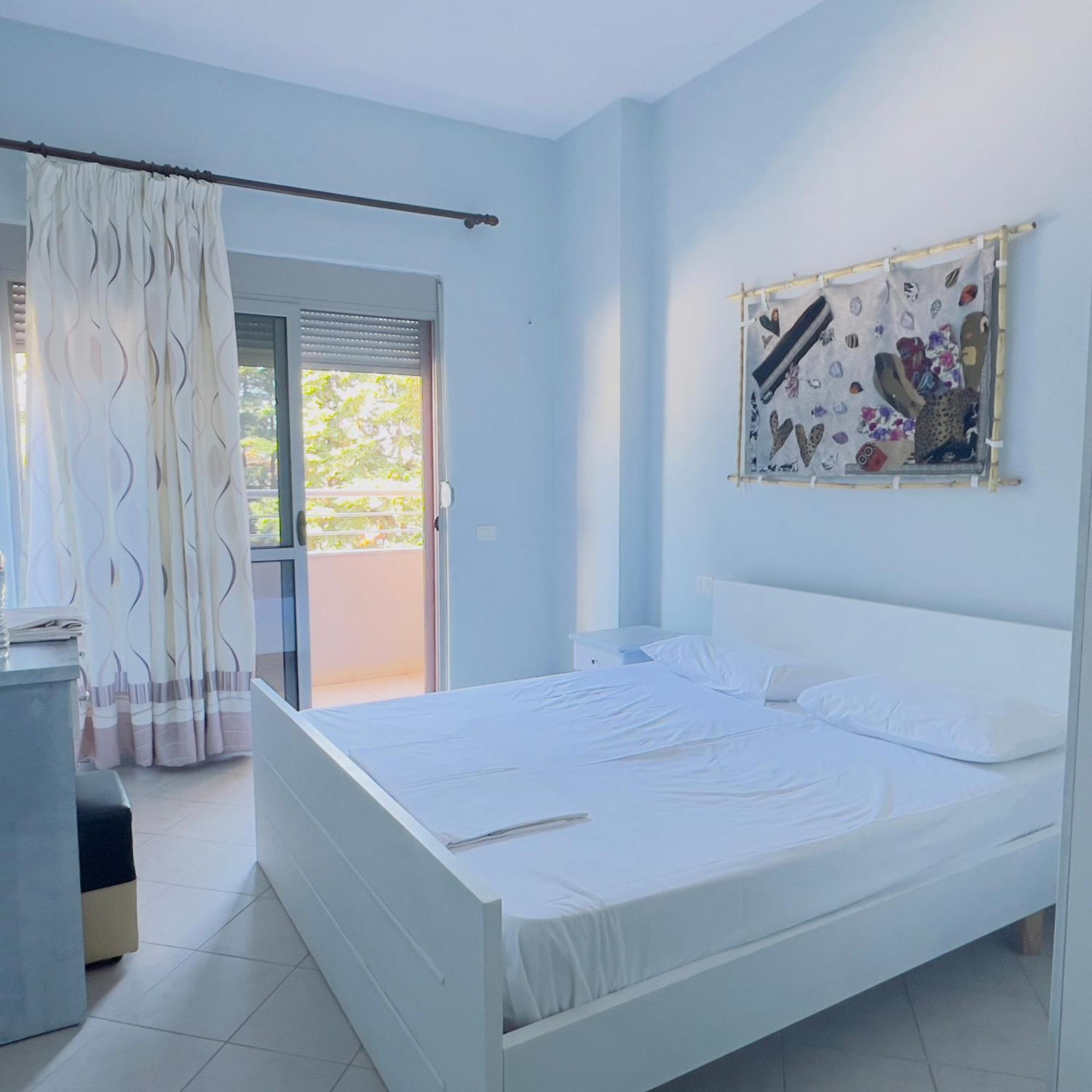 10 Apartmants Olimpia Mir Durres Exterior photo